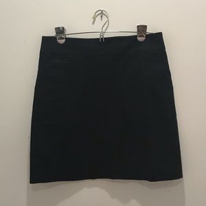 LOFT Black Skirt size 4
